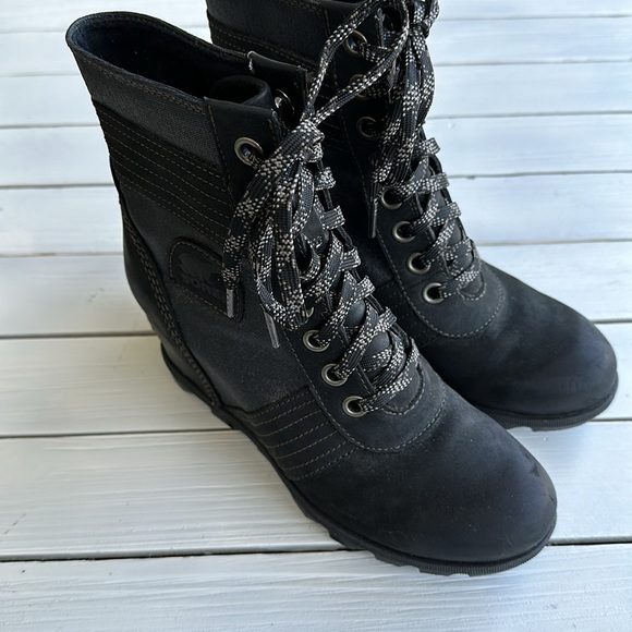 Sorel Lexie Wedge Boot Black Leather size 9 - Picture 4 of 11